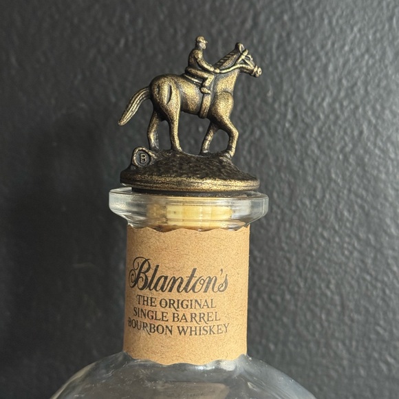 Blanton’s Single Barrel “B” EMPTY BOTTLE w/ Velvet Brown Bag -Rare- - Picture 3 of 4